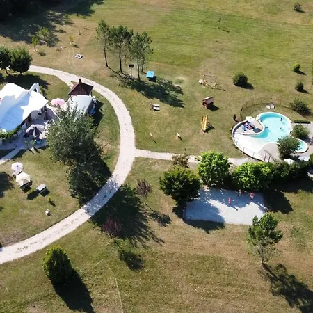Campingplatz La Clairiere - Ecocamping En Vallee De La Dordogne Lamothe-Fenelon