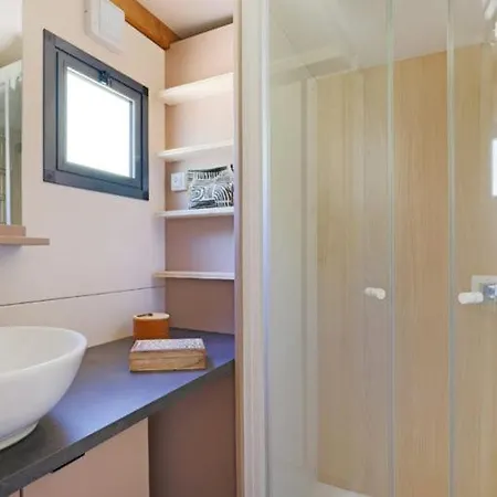 Camping La Clairière - écocamping En Vallée De La Dordogne Lamothe-Fenelon